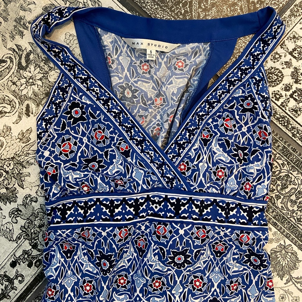 Worn once max studio dress size small
